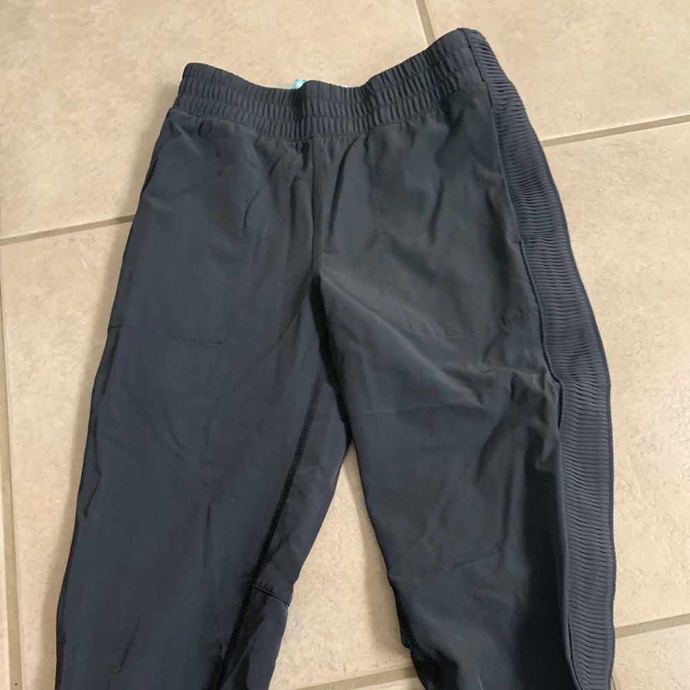 Ivviva joggers